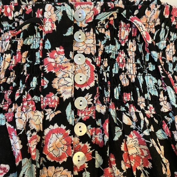 Beautiful Black Floral Maxi Skirt Front Slit Size Small - Picture 6 of 10